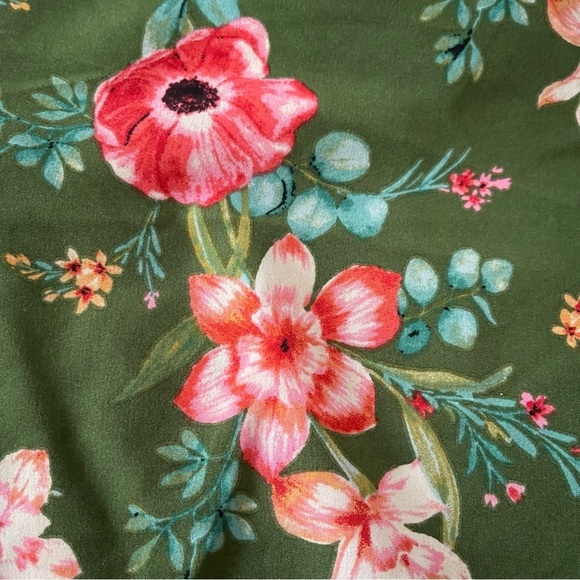 Rabbit Rabbit Rabbit collection floral jump suit size 10 pink green - Picture 7 of 13